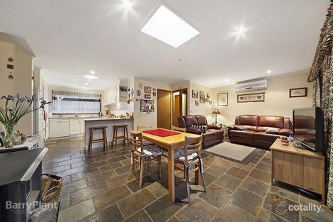 Property photo of 3 Olive Avenue Harkaway VIC 3806