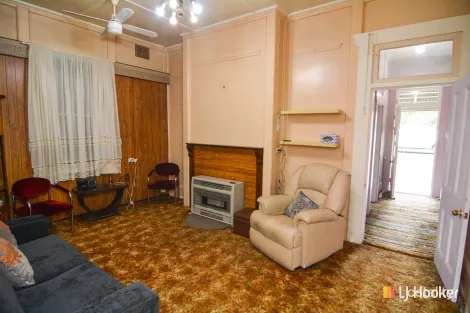 Property photo of 6 Whitton Street Lithgow NSW 2790