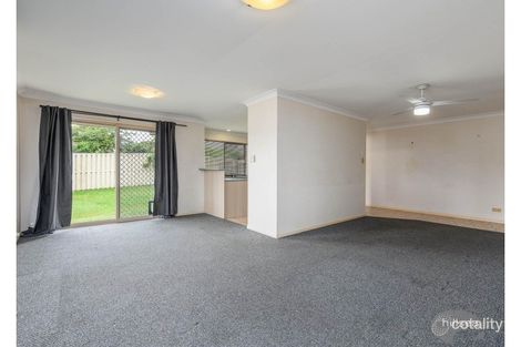 Property photo of 1/161 Whiting Street Labrador QLD 4215