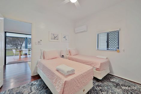 Property photo of 46 Esplanade Woodgate QLD 4660