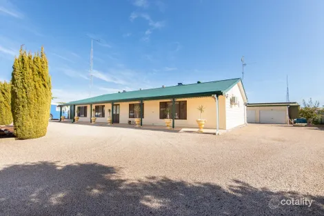 Property photo of 49 East Terrace Wallaroo SA 5556