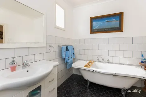 Property photo of 49 East Terrace Wallaroo SA 5556
