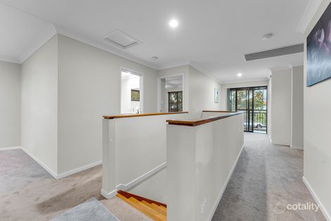 Property photo of 8 Trevi Place Springfield Lakes QLD 4300