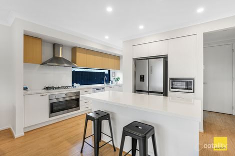 Property photo of 3 Roundtop Road Truganina VIC 3029