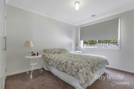 Property photo of 3 Aidion Place Echuca VIC 3564