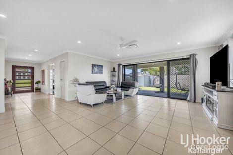 Property photo of 6 Roland Court Kallangur QLD 4503