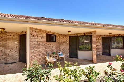 11a/4 Kitchener Rd, Melville, WA 6156