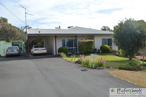 Property photo of 9 Rogers Avenue Boyup Brook WA 6244