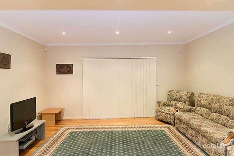 Property photo of 62 Lockwood Drive Roxburgh Park VIC 3064
