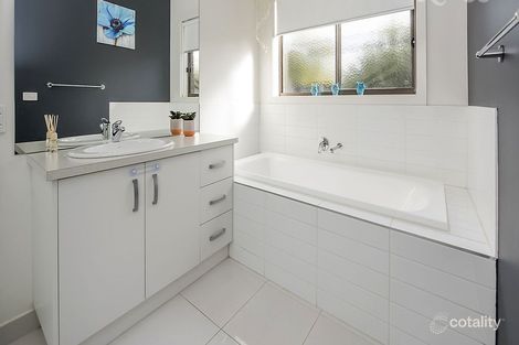 Property photo of 58 Craigmoor Crescent Mernda VIC 3754