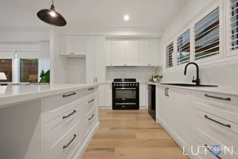 Property photo of 8 Boswell Crescent Florey ACT 2615