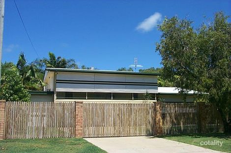 Property photo of 3 Bower Street Slade Point QLD 4740