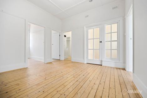 Property photo of 6/16-17 Marine Parade St Kilda VIC 3182