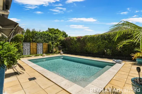 Property photo of 37 Foxtail Crescent Banksia Beach QLD 4507