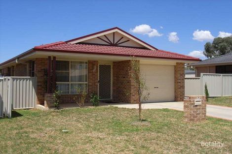 12 Banks St, Westdale, NSW 2340