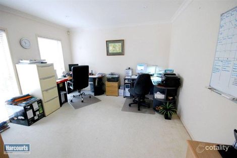 Property photo of 17 Minnelli Place McDowall QLD 4053