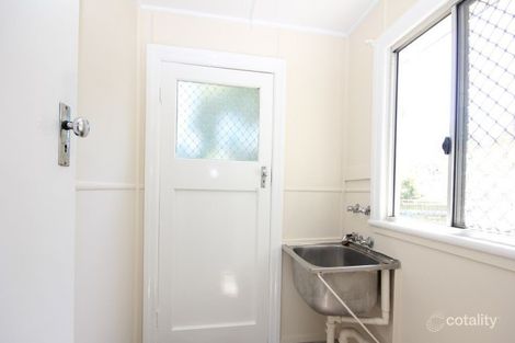 306 Nursery Rd, Holland Park, QLD 4121