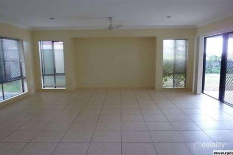 Property photo of 8 Yellowfin Close Kanimbla QLD 4870