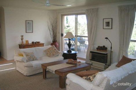 115 Whale Beach Rd, Avalon Beach, NSW 2107