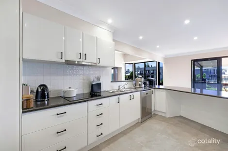 Property photo of 25 Poinciana Boulevard Broadbeach Waters QLD 4218