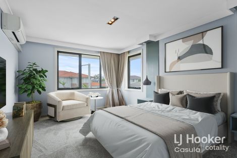 Property photo of 7 Grenada Road Glenfield NSW 2167