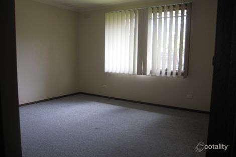 Property photo of 3 Bond Court Churchill VIC 3842