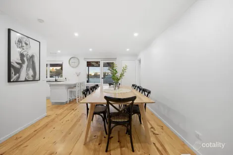 Property photo of 6 Kintore Close Sunbury VIC 3429