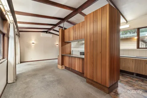 Property photo of 5 Moss Avenue Mount Helen VIC 3350