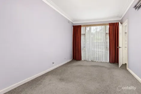 Property photo of 5 Moss Avenue Mount Helen VIC 3350