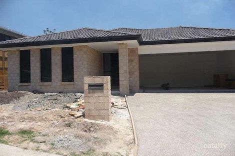 8 Kilkivan Pde, Waterford, QLD 4133