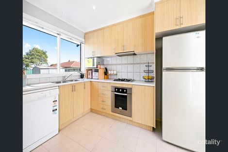 Property photo of 1 Swan Street Werribee VIC 3030