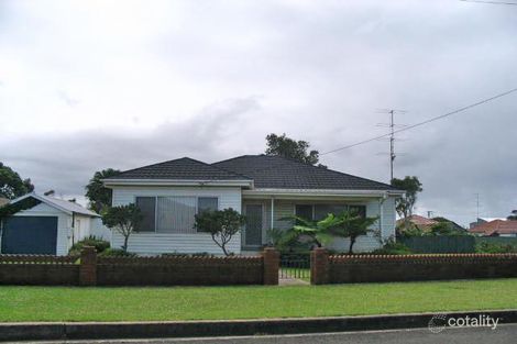 10 Robertson Rd, Woonona, NSW 2517