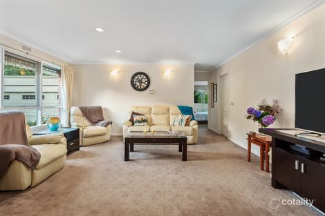 Property photo of 22 Zina Grove Mooroolbark VIC 3138