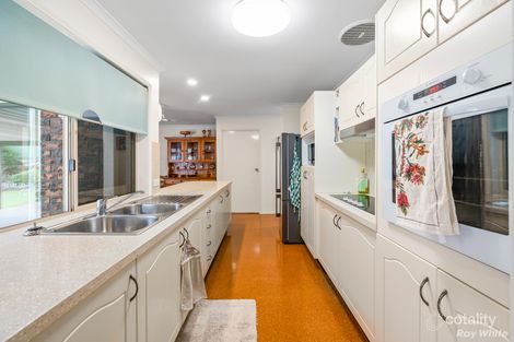 Property photo of 5 Currawong Street Bundamba QLD 4304