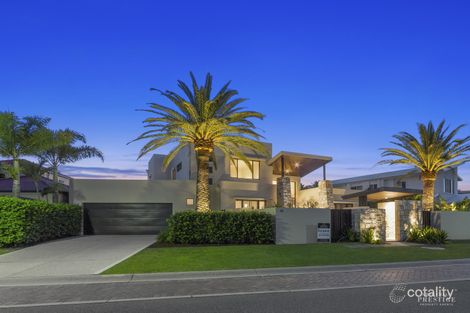 Property photo of 15 King Charles Drive Paradise Point QLD 4216
