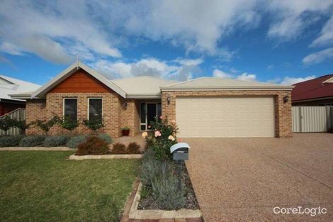 Property photo of 11 Aquamarine Terrace Australind WA 6233