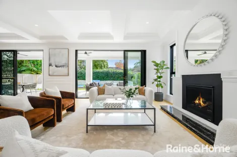 Property photo of 10 Carcoola Road St Ives NSW 2075