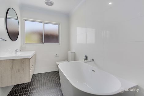 Property photo of 19 Evans Street Lake Cathie NSW 2445