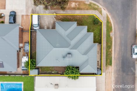 Property photo of 1 Carlyle Street Benalla VIC 3672