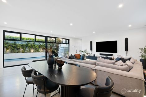 Property photo of 15 Bellefontaine Grove Mindarie WA 6030