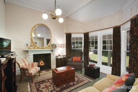 Property photo of 20 Rochester Road Canterbury VIC 3126