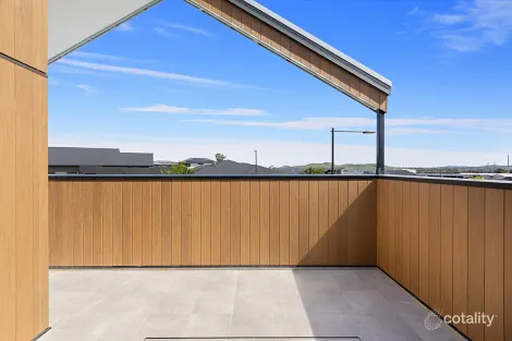 Property photo of 11 Zigzag Lane Strathnairn ACT 2615