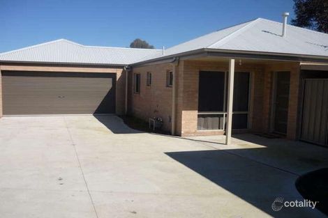 17 Kurrajong Cres, West Albury, NSW 2640