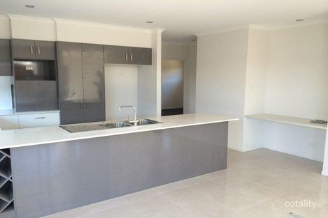 Property photo of 8 Coonowrin Crescent Mountain Creek QLD 4557