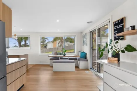 Property photo of 75 Bayview Road McCrae VIC 3938