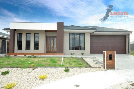 43 Woodside Way, Roxburgh Park, VIC 3064