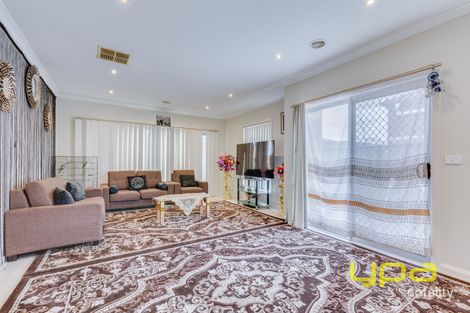 Property photo of 20 Daymar Circuit Craigieburn VIC 3064