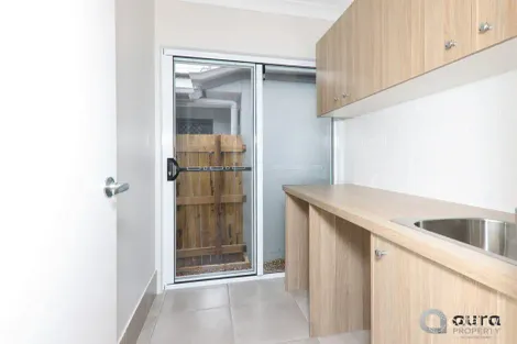 Property photo of 27 Sunflower Crescent Nirimba QLD 4551