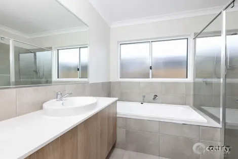 Property photo of 27 Sunflower Crescent Nirimba QLD 4551