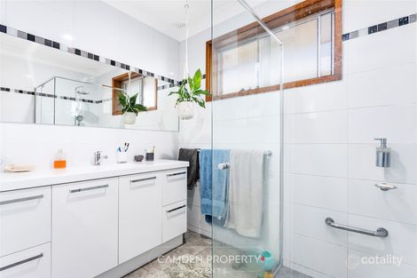 Property photo of 30 Cowper Drive Camden South NSW 2570